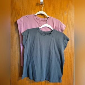 Lot of 2 Sleeveless Tops